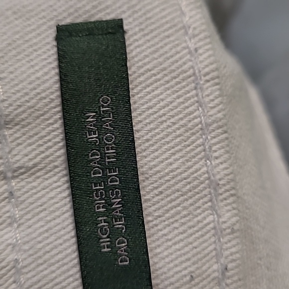 Wild fable white high rise distressed dad jean size 8 - Picture 5 of 5